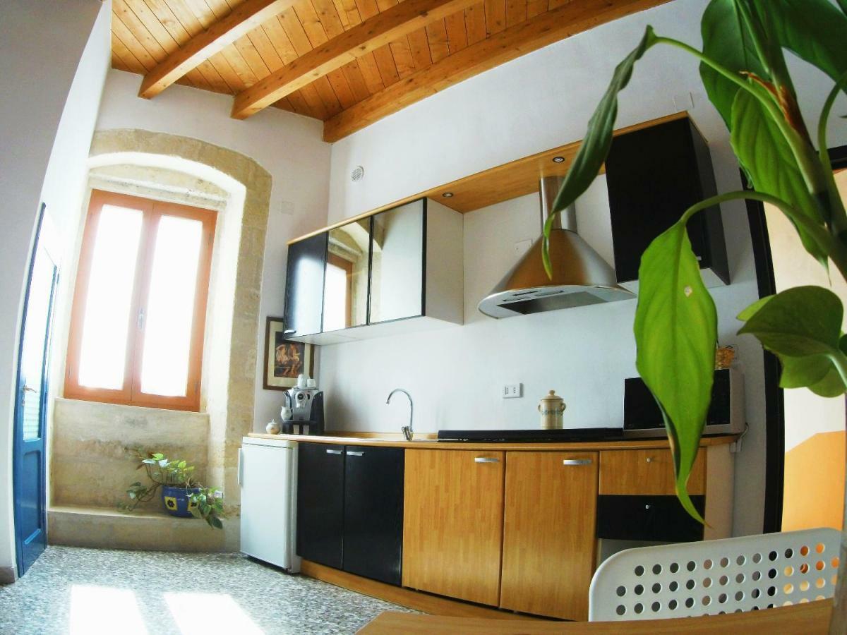 Bed and Breakfast Tra Gli Archi à Tarente Extérieur photo